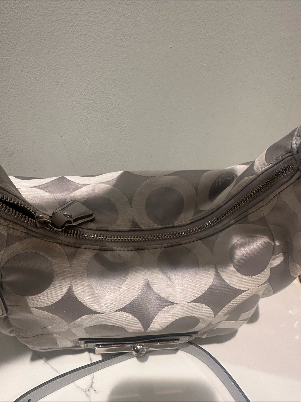 Coach Kristin Optic Light Grey Signature Hobo Bag with Removable Strap & 2 tags - Picture 7 of 15